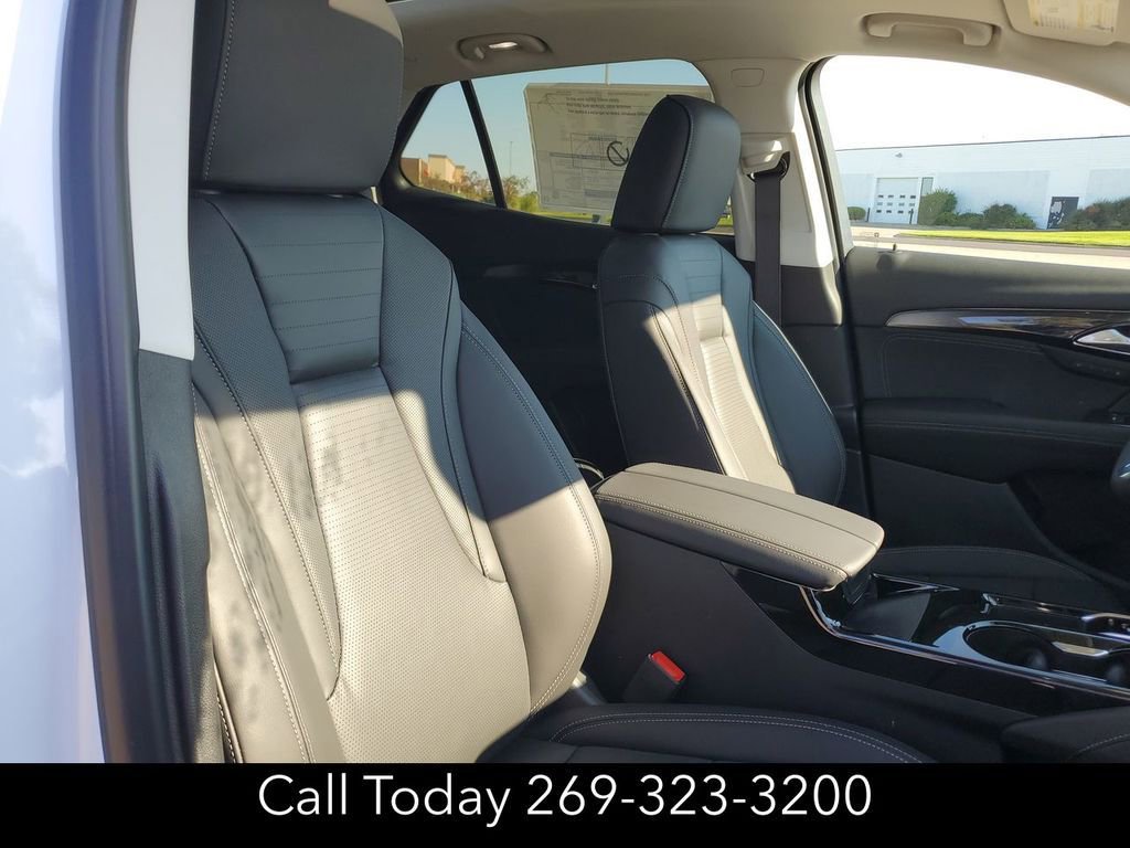 New 2025 Buick Envision Preferred image 31