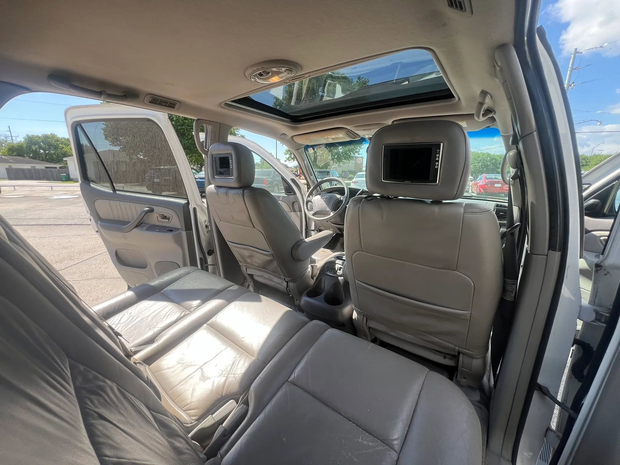Used 2003 Toyota Sequoia Limited RWD image 14