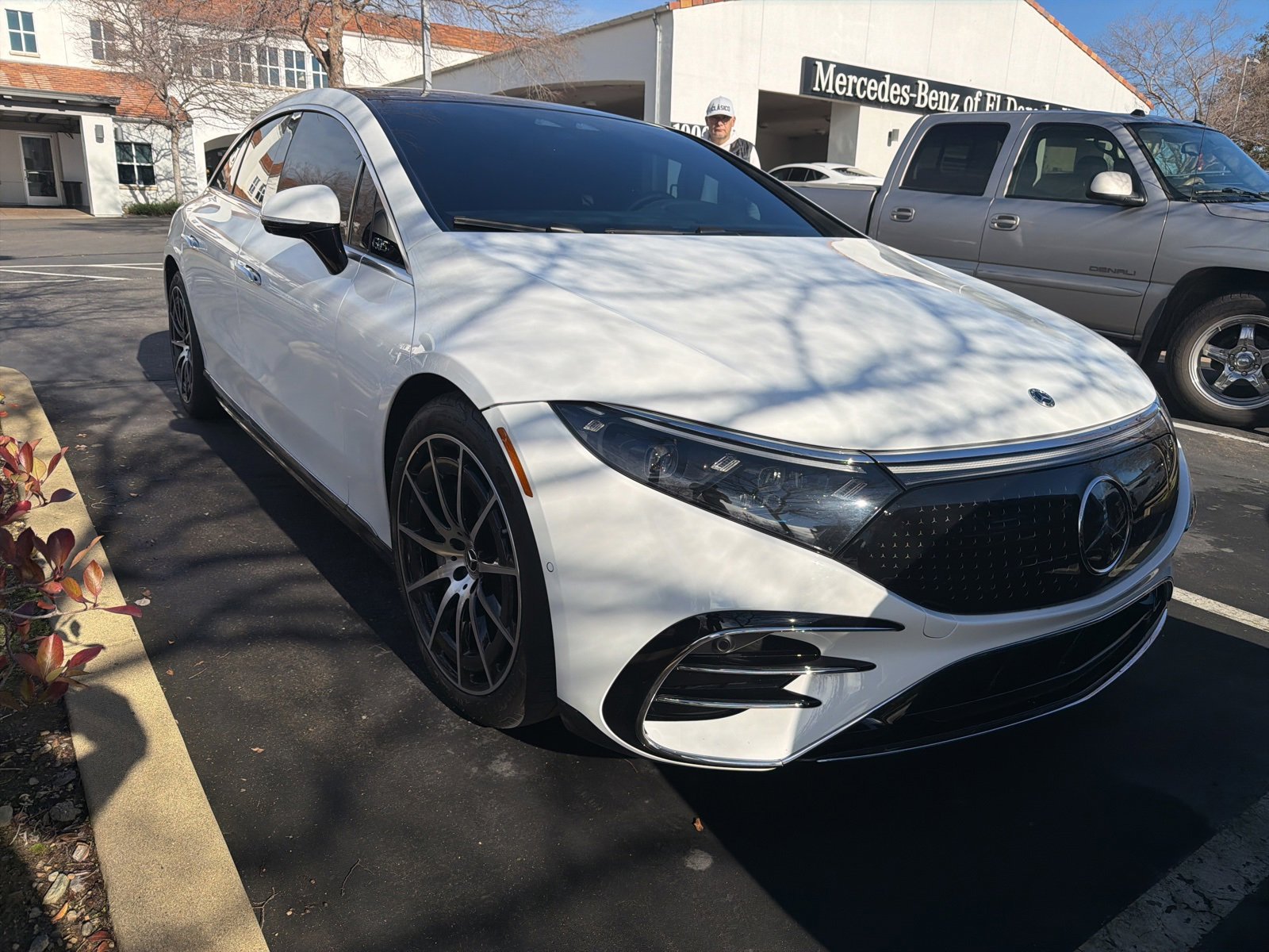 Used 2025 Mercedes-Benz EQS 450+ Sedan image 2