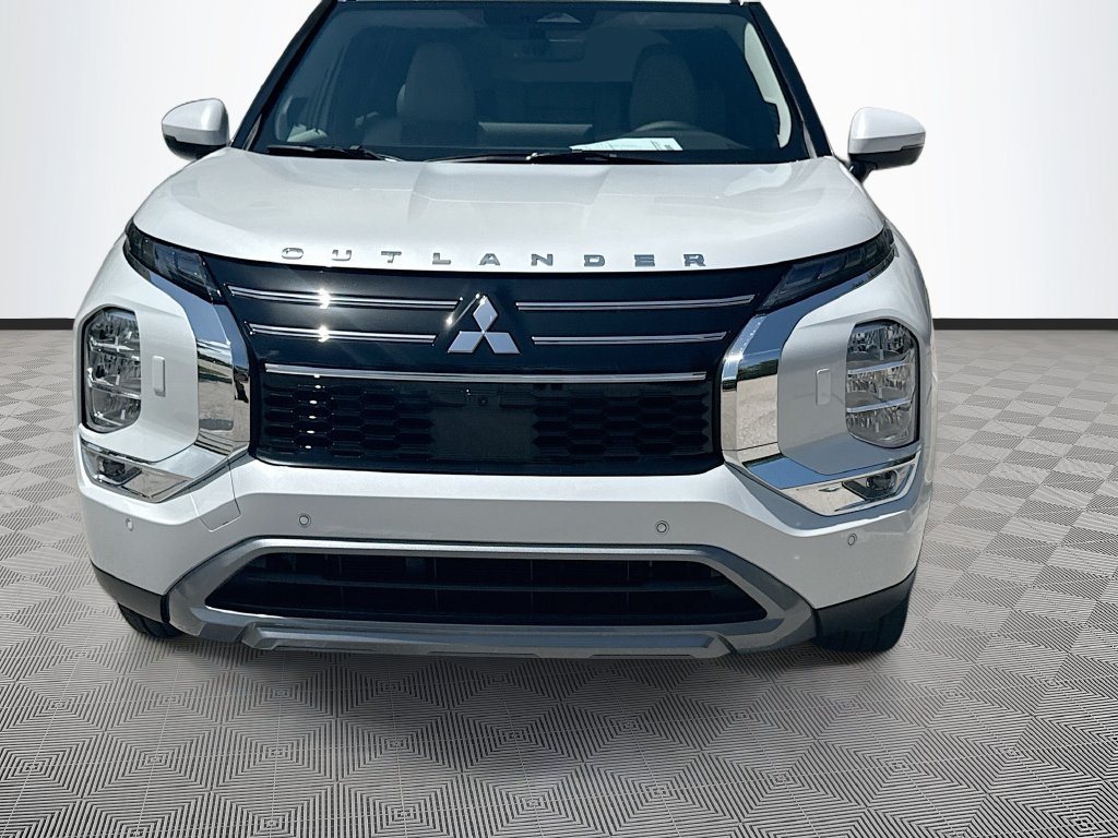New 2026 Mitsubishi Outlander SE AWD/4WD image 2