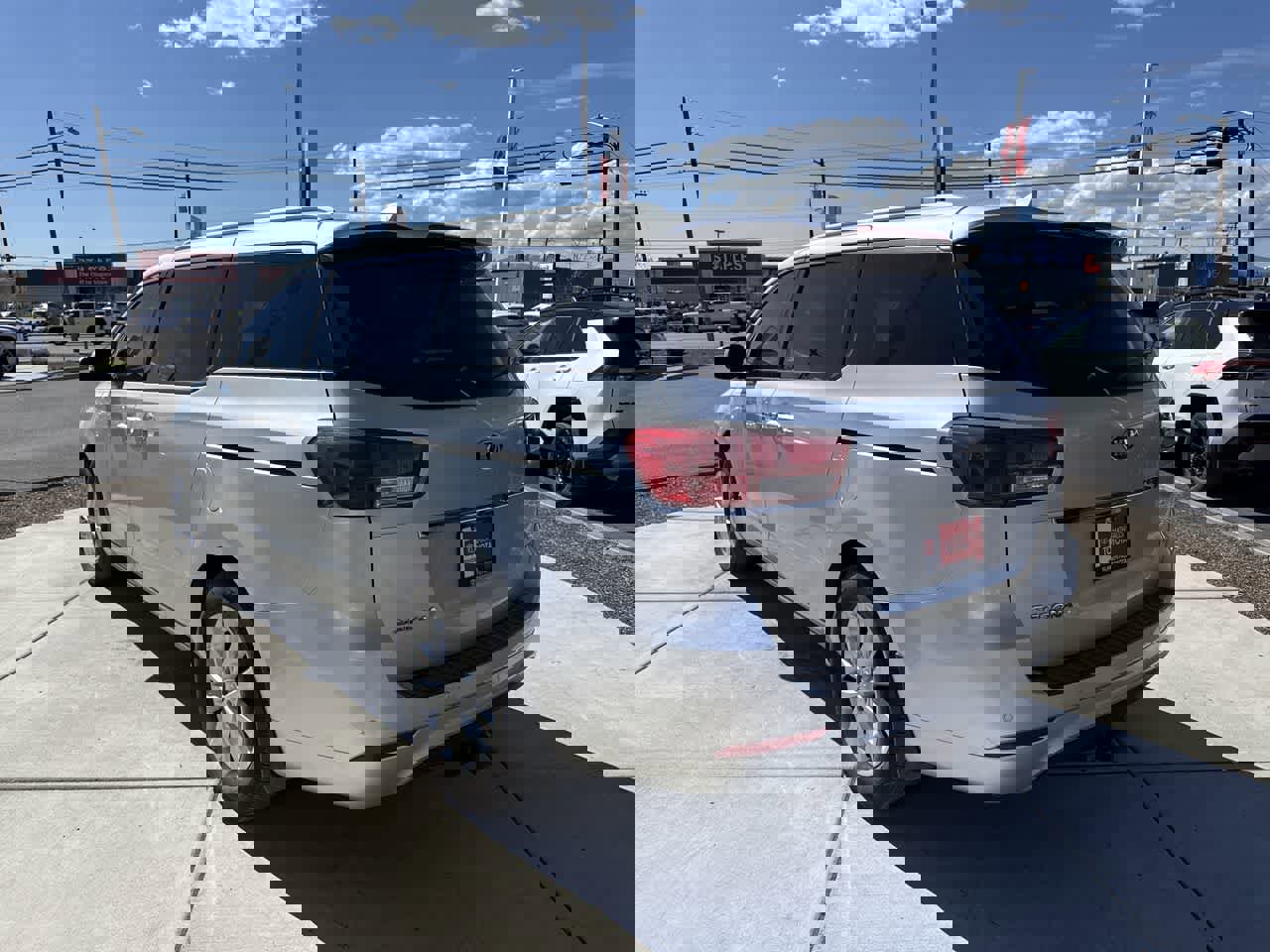 Used 2016 Kia Sedona EX image 5