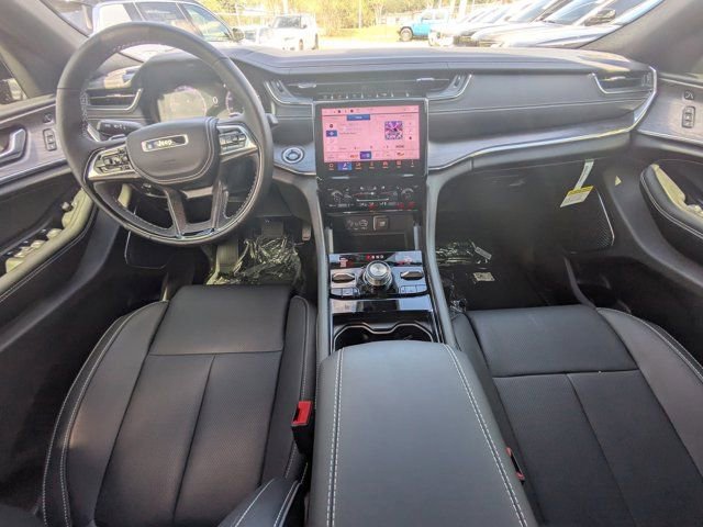 New 2025 Jeep Grand Cherokee Overland w/ Adv Protech Group III image 13