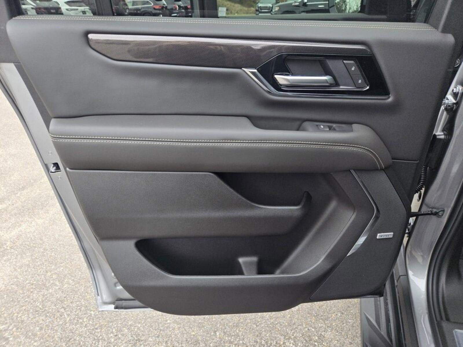 New 2026 GMC Yukon XL Elevation w/ Elevation Premium Package image 33