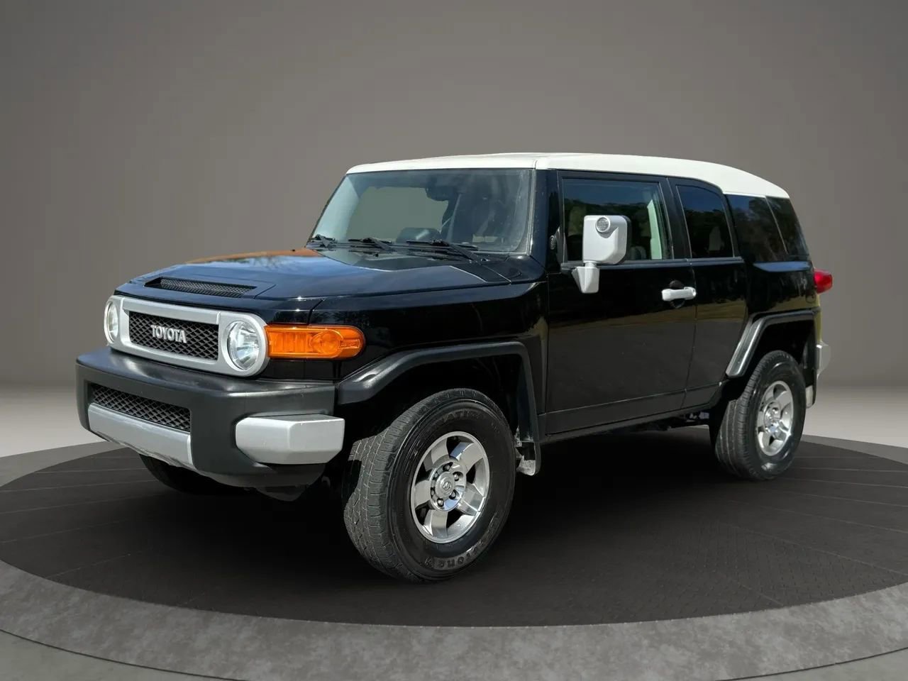 Used 2010 Toyota FJ Cruiser 4WD image 1