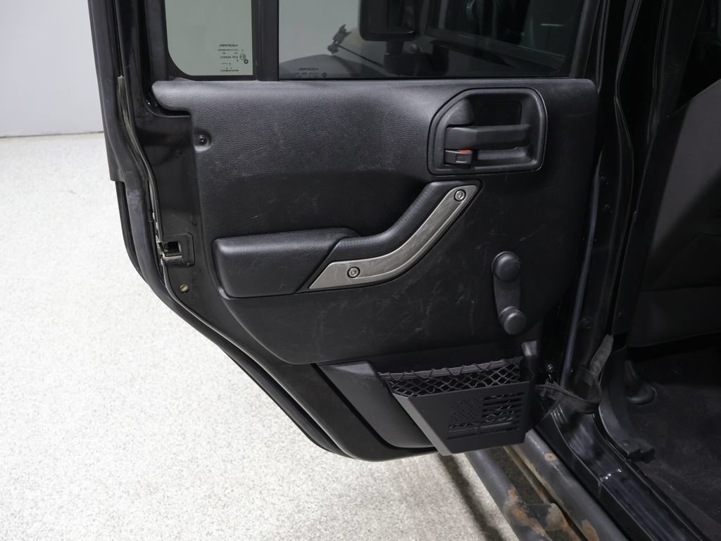 Used 2015 Jeep Wrangler Unlimited Sport AWD/4WD image 18