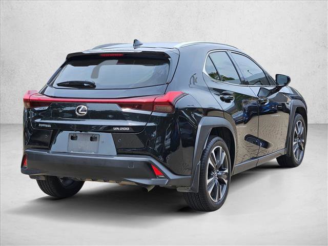 Used 2019 Lexus UX 200 w/ Premium Package image 6