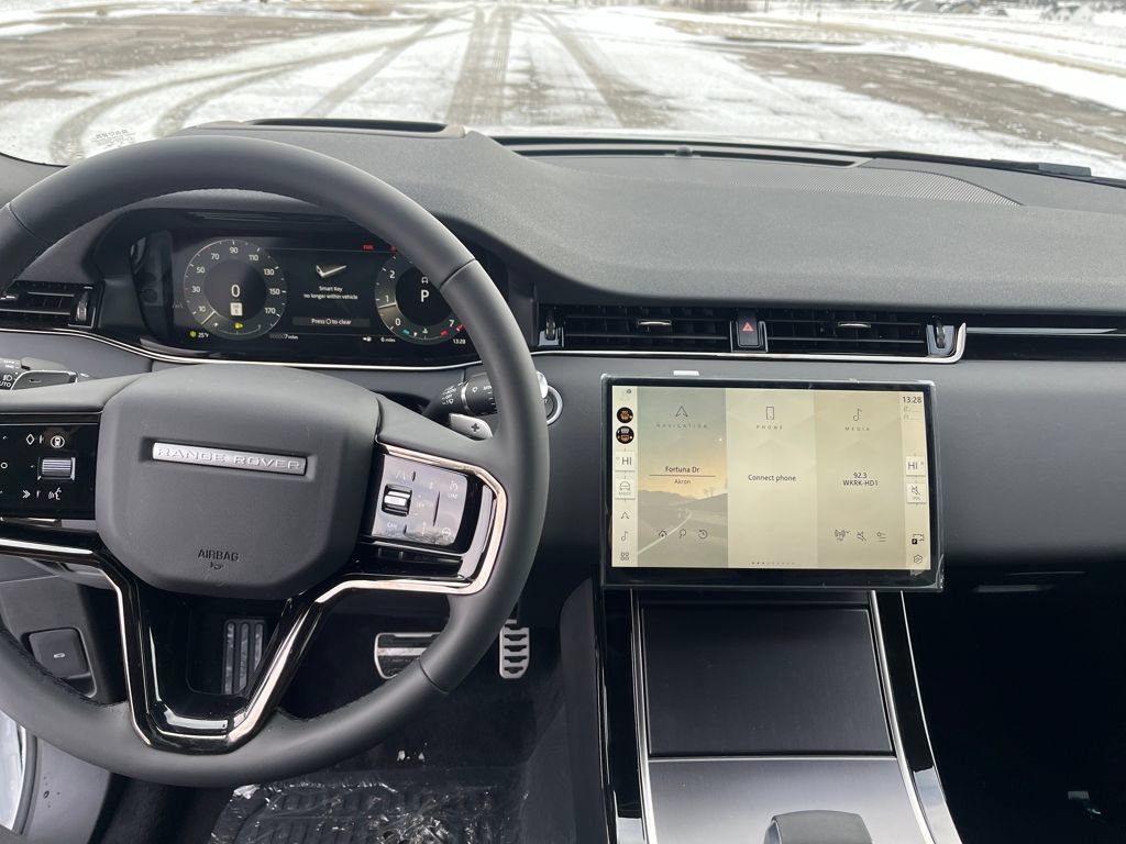 New 2026 Land Rover Range Rover Evoque Dynamic SE AWD/4WD image 12