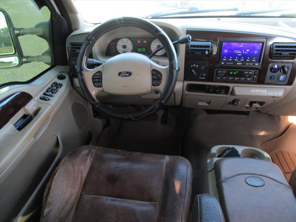Used 2006 Ford F350 Lariat AWD/4WD image 13