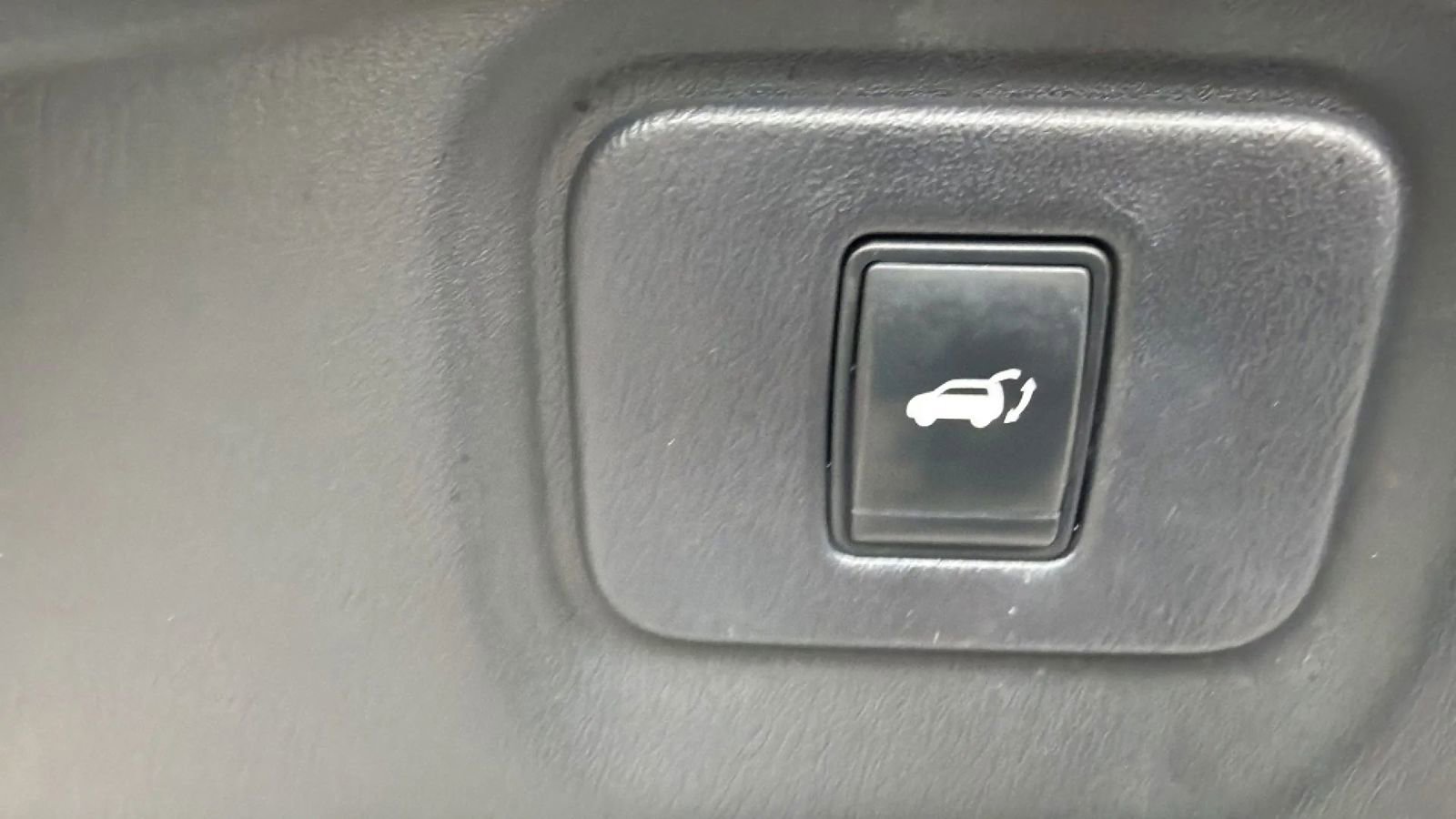 Used 2013 Nissan Pathfinder SL image 56