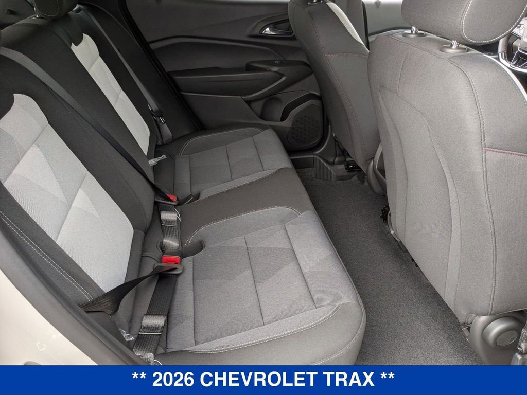 New 2026 Chevrolet Trax RS w/ Sunroof Package FWD image 32