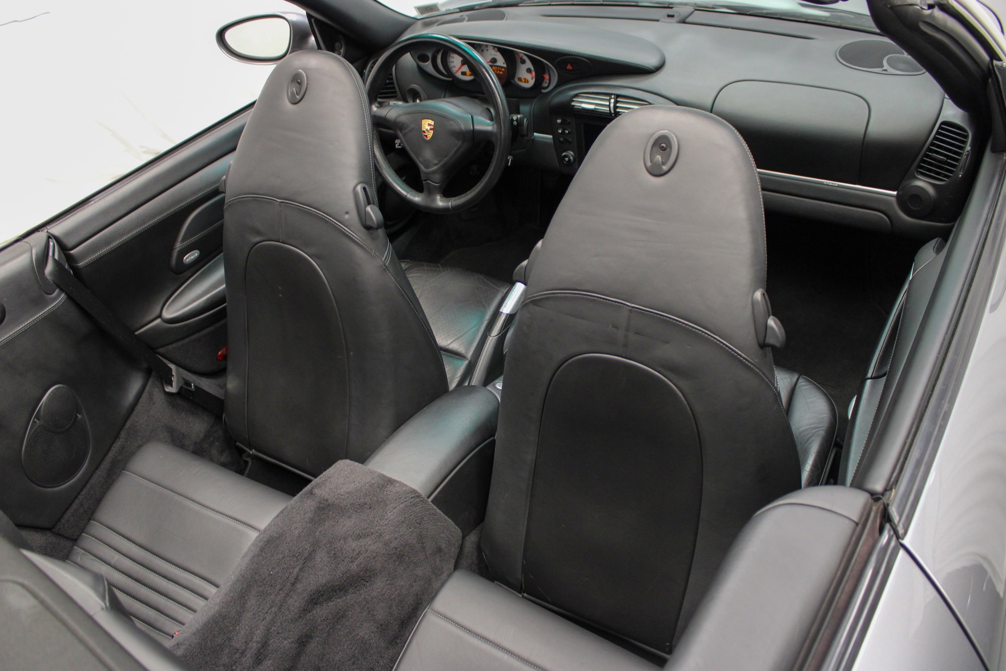 Used 2004 Porsche 911 Turbo image 35