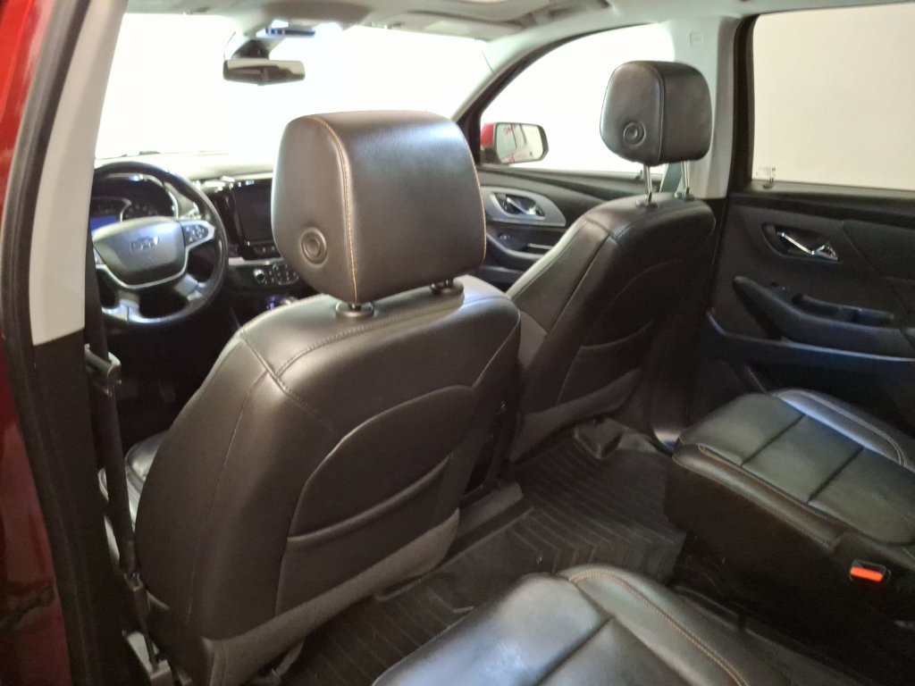 Used 2021 Chevrolet Traverse RS AWD/4WD image 13