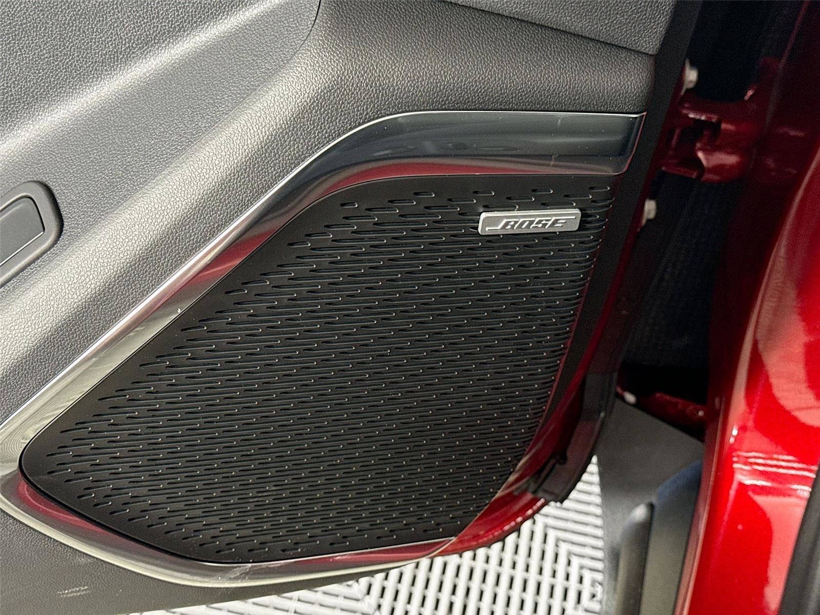 New 2026 GMC Acadia Elevation w/ Elevation Premium Package AWD/4WD image 14