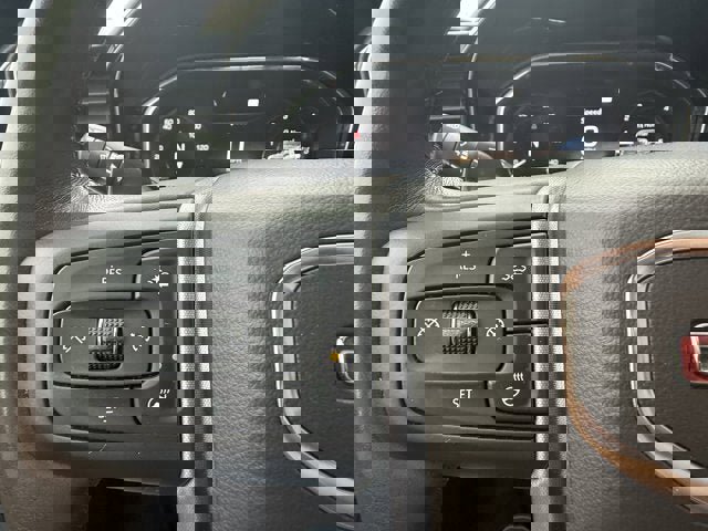 Used 2022 GMC Sierra 1500 SLT w/ SLT Premium Package image 25