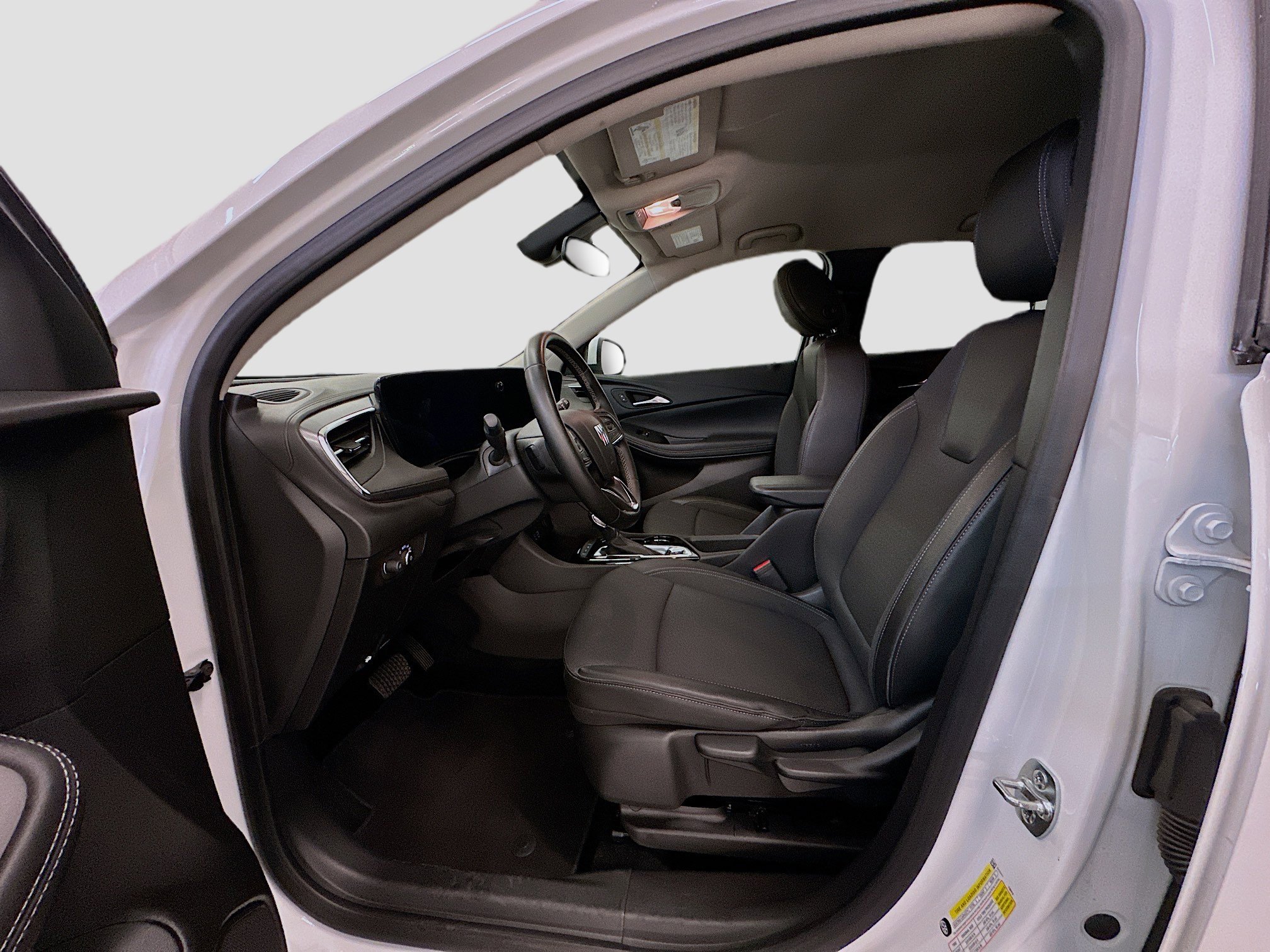 Used 2025 Buick Encore GX Preferred image 13