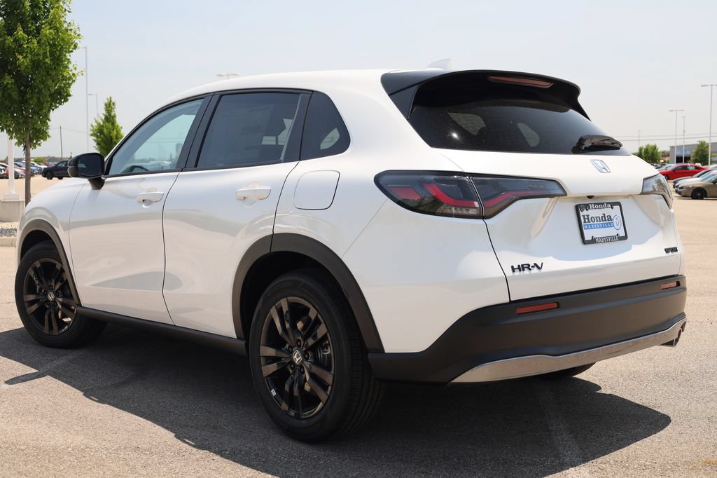 New 2027 Honda HR-V Sport image 4