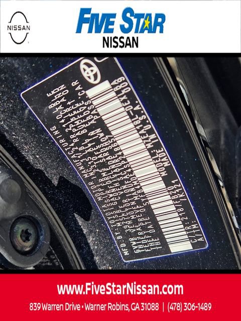 Used 2025 Toyota Corolla LE image 19