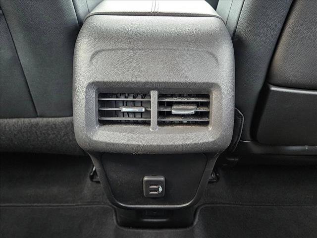 Certified 2023 GMC Terrain SLT image 16