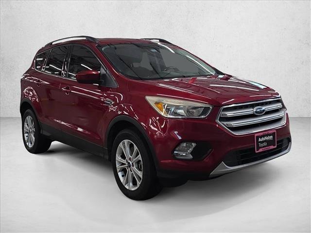 Used 2018 Ford Escape SE FWD image 3