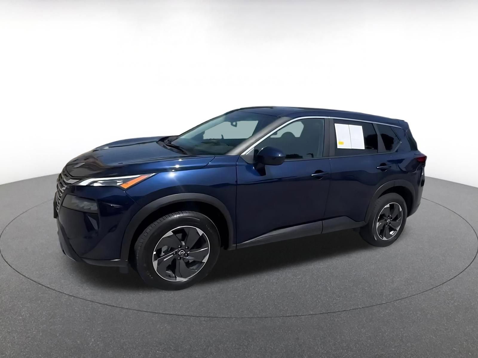 Used 2025 Nissan Rogue SV FWD image 8