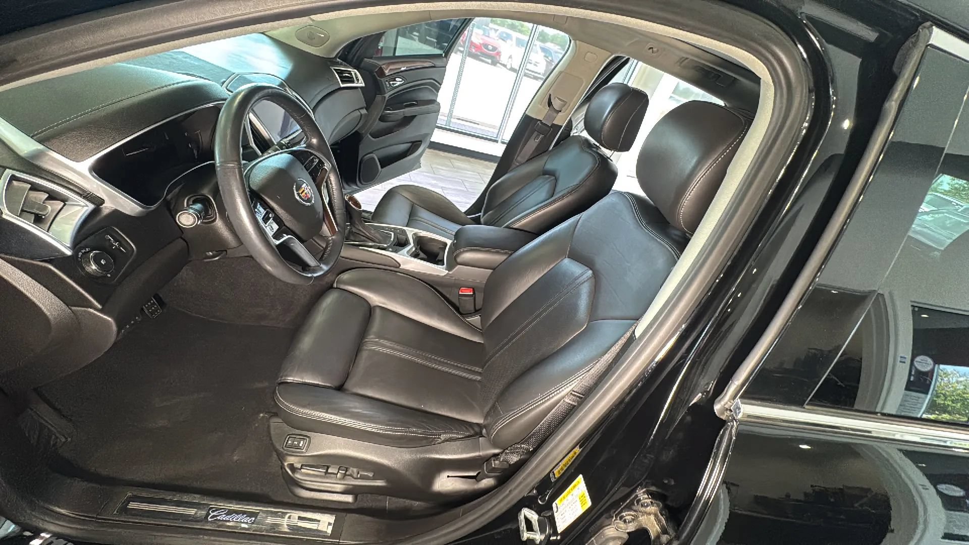 Used 2016 Cadillac SRX Premium FWD image 34