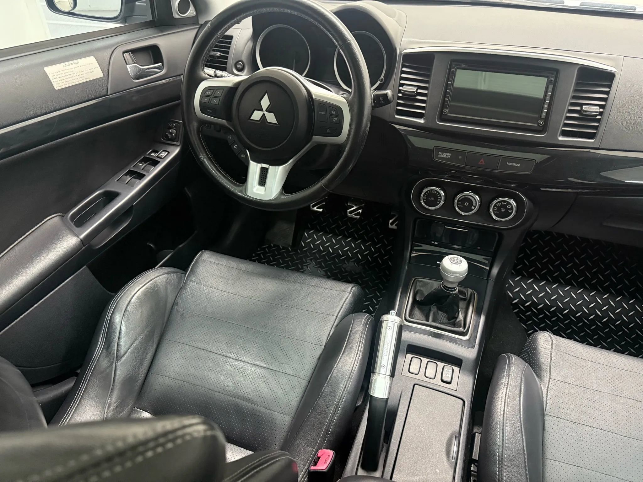Used 2014 Mitsubishi Lancer Evolution GSR AWD/4WD image 30