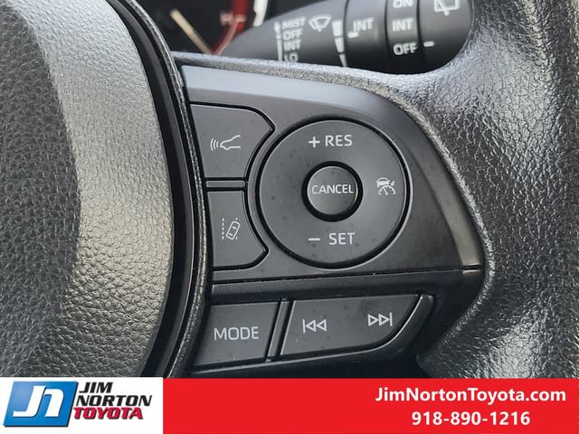 Used 2025 Toyota RAV4 XLE w/ Convenience Package FWD image 30