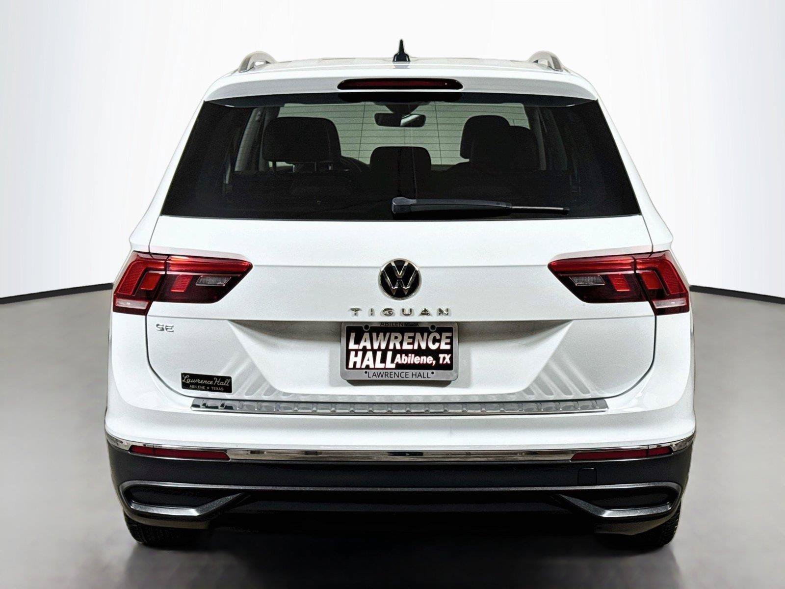 Used 2022 Volkswagen Tiguan SE FWD image 5