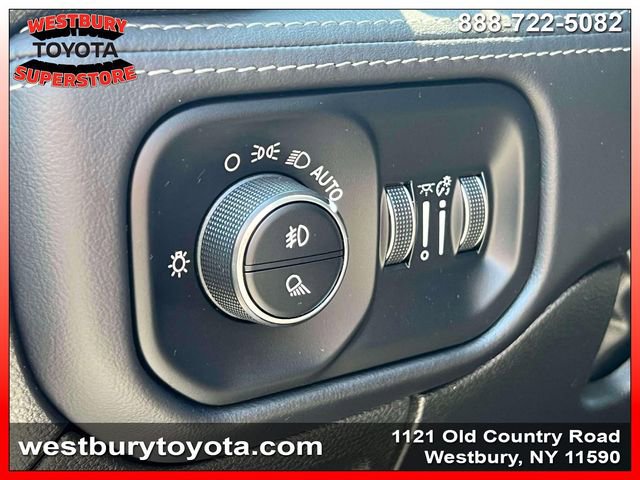 Used 2023 RAM 1500 Limited AWD/4WD image 22