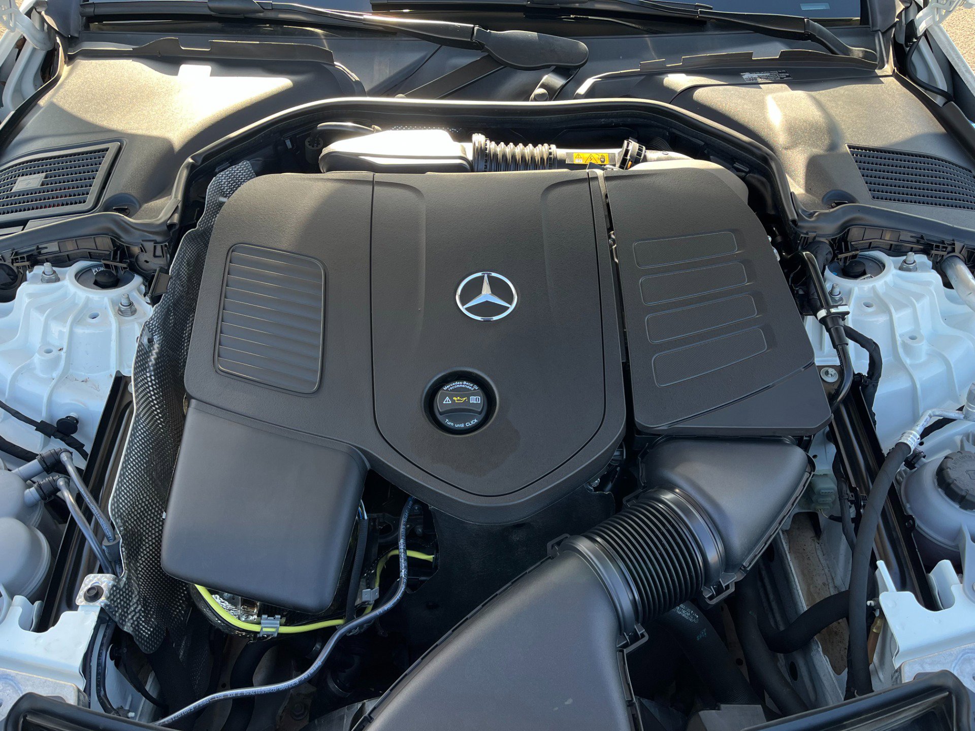 Used 2024 Mercedes-Benz CLE 300 4MATIC Coupe image 19