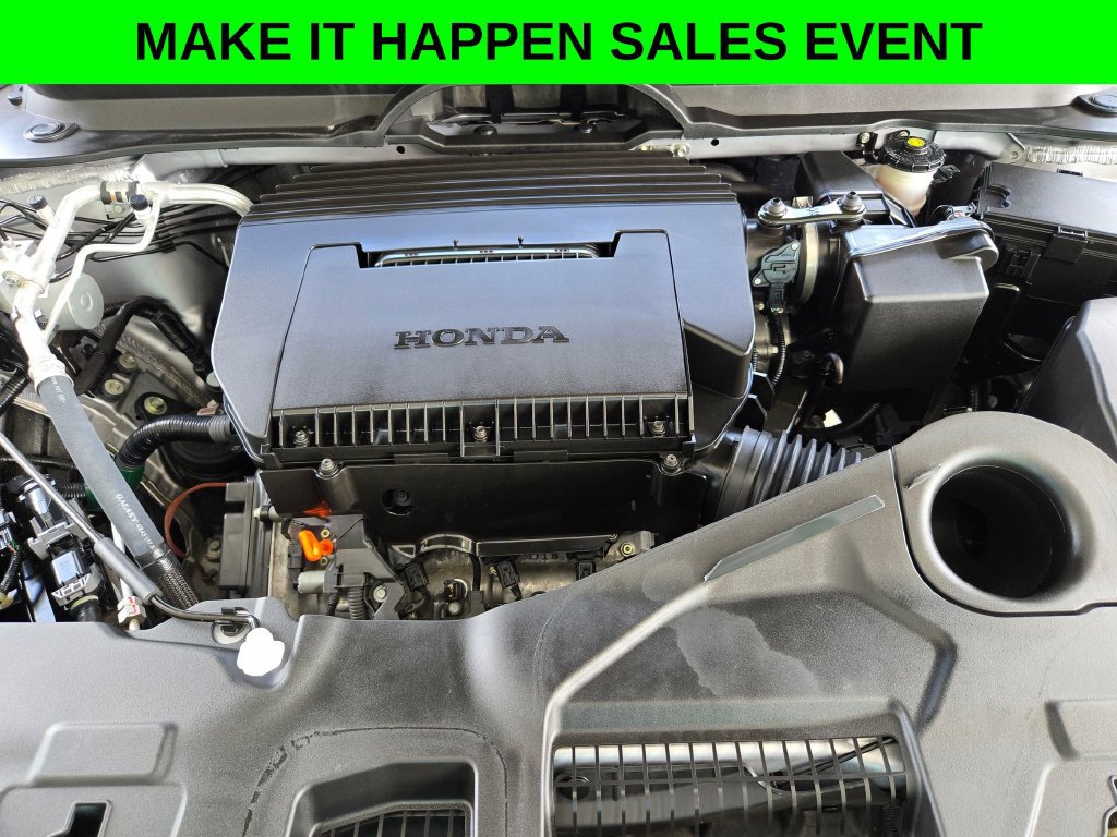 Used 2025 Honda Pilot TrailSport image 35