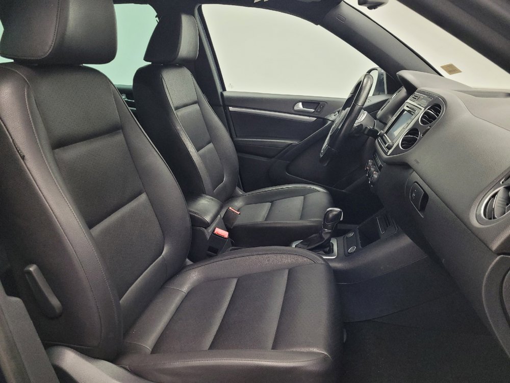 Used 2016 Volkswagen Tiguan R-Line image 21