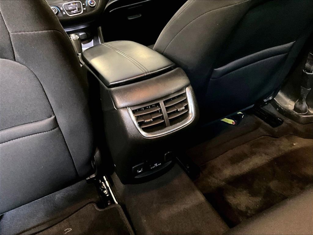Used 2018 Chevrolet Malibu LT FWD image 28
