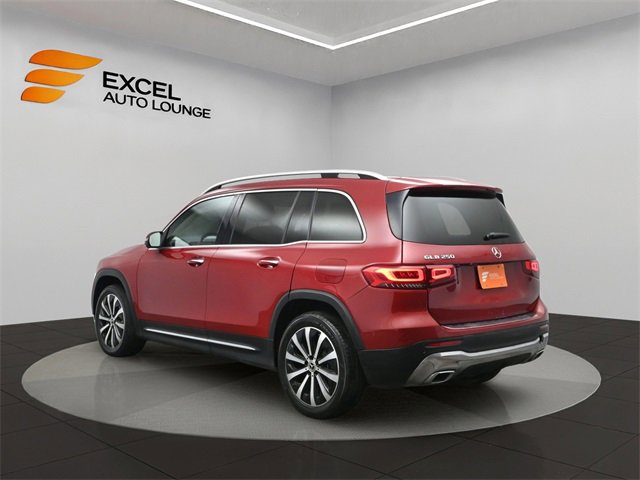 Used 2020 Mercedes-Benz GLB 250 w/ Premium Package image 3