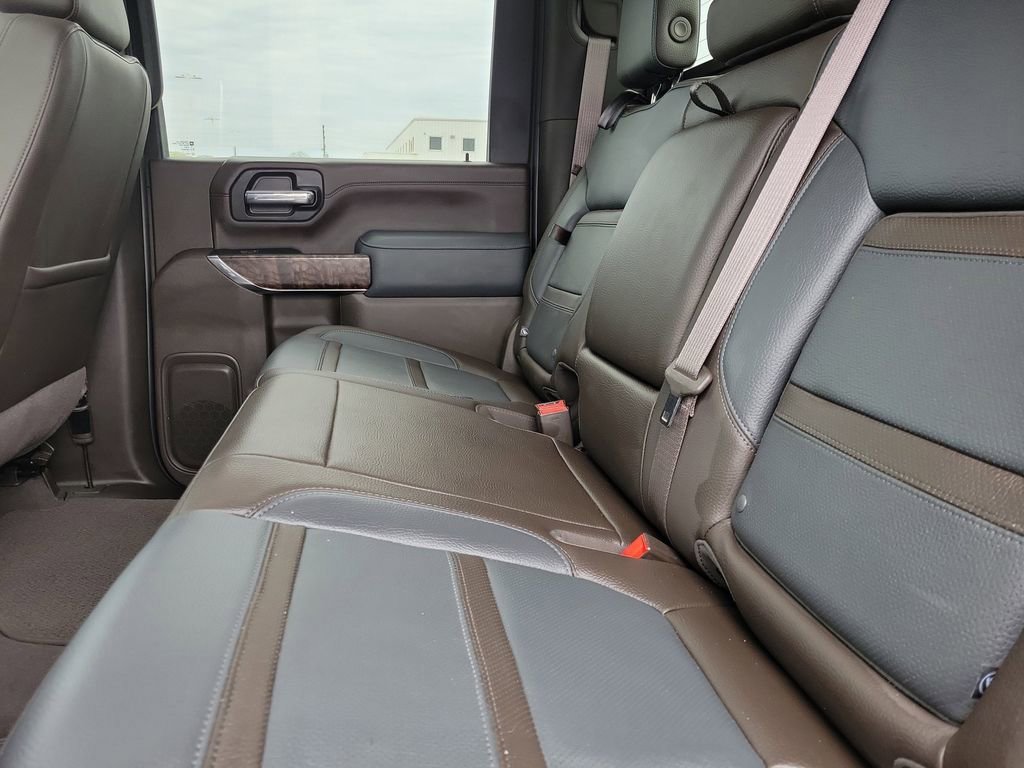Used 2023 GMC Sierra 2500 Denali w/ Denali Ultimate Package AWD/4WD image 13