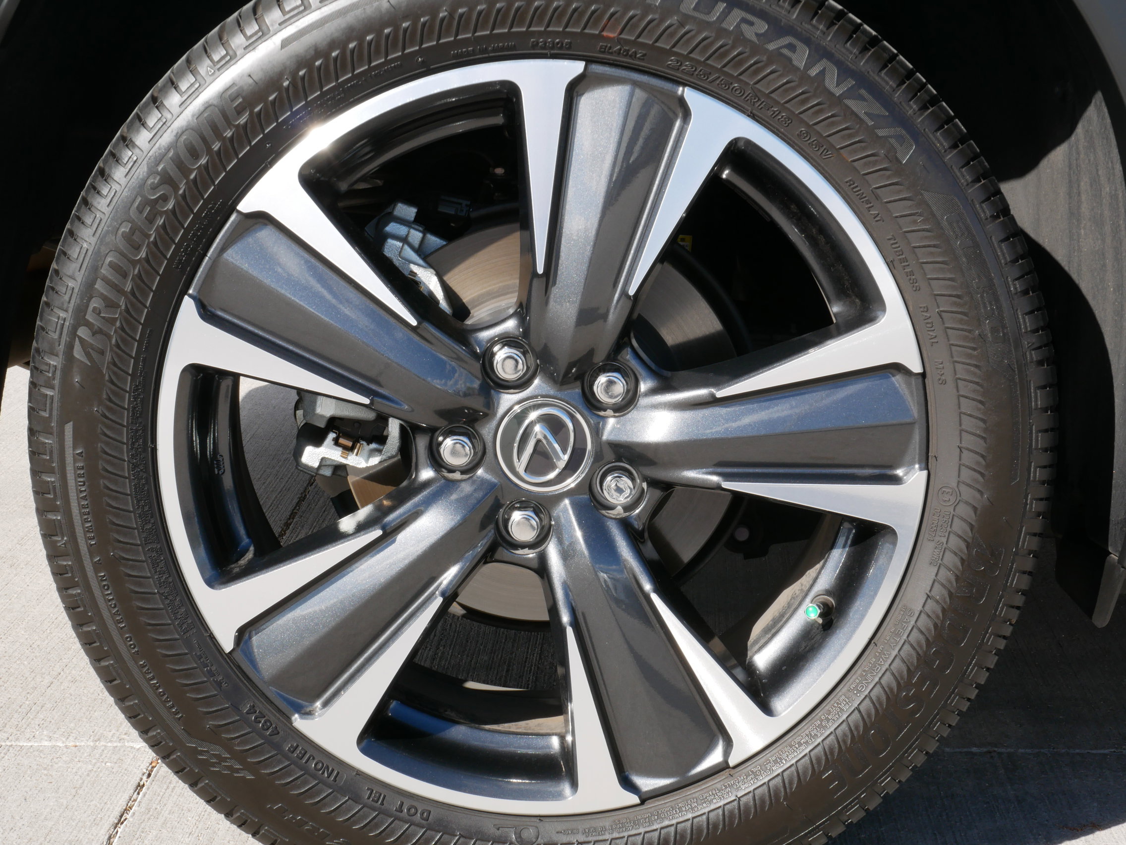 Used 2025 Lexus UX 300h FWD w/ Accessory Package (Z2) image 25