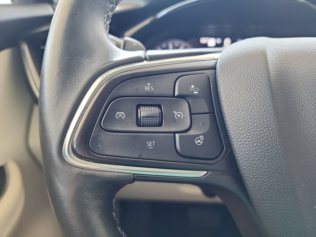 Used 2021 Buick Envision Essence w/ Technology Package I FWD image 24