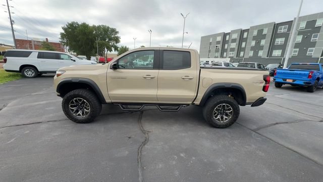 Used 2024 Chevrolet Colorado ZR2 w/ Technology Package AWD/4WD image 5