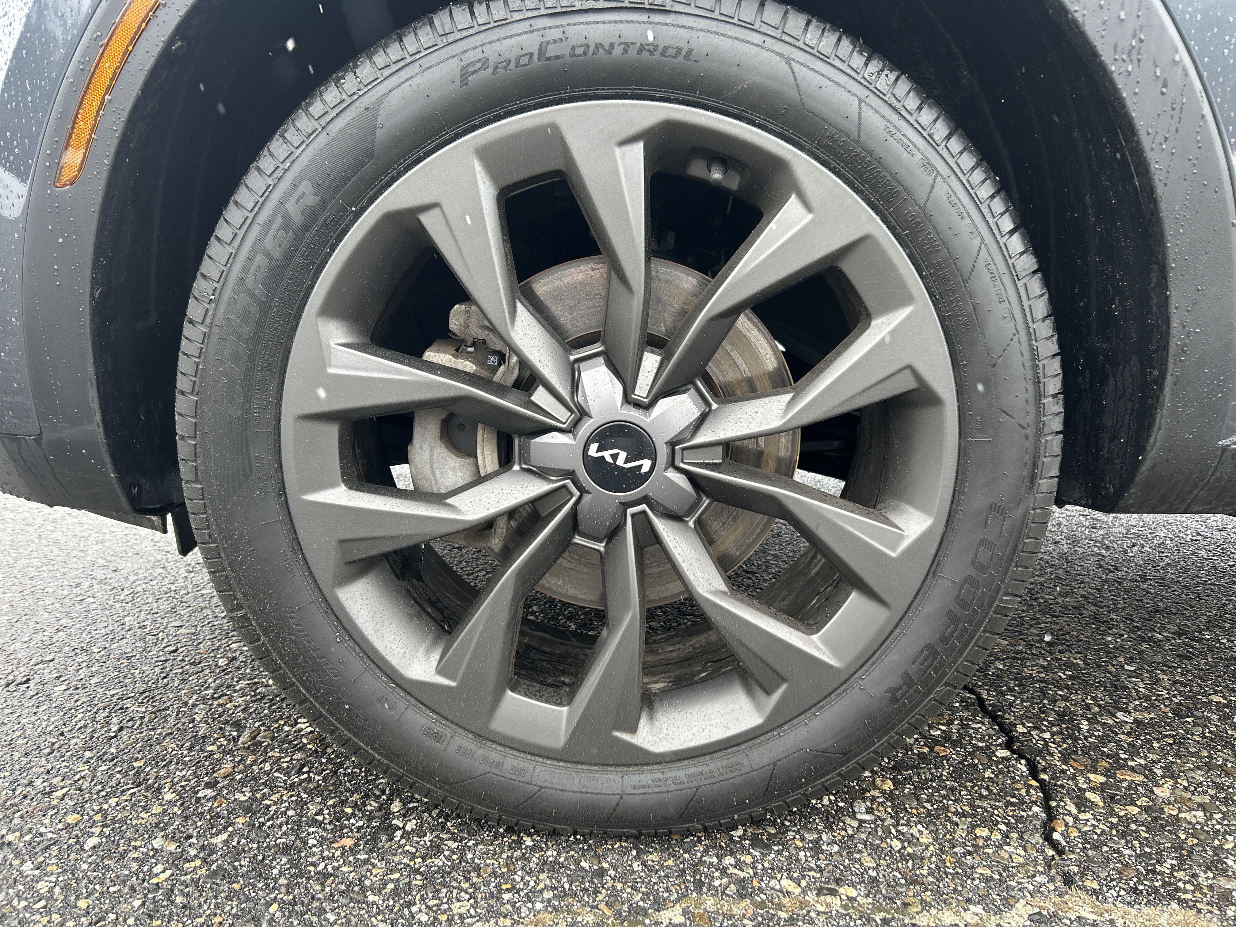 Certified 2023 Kia Sorento X-Line EX image 12