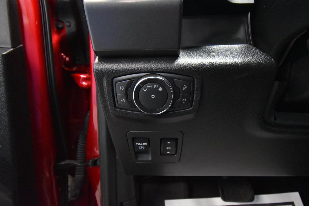 Used 2020 Ford F150 XLT w/ Equipment Group 302A Luxury AWD/4WD image 7