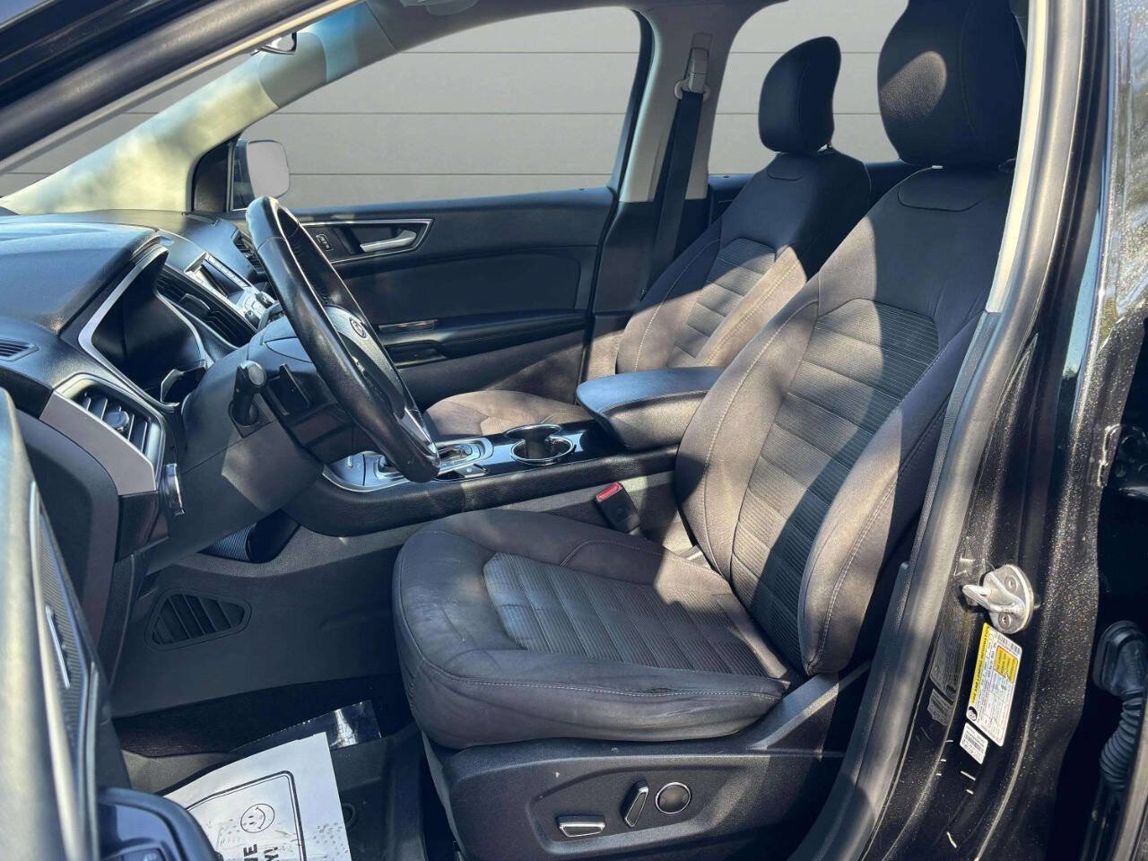 Used 2015 Ford Edge SEL image 11