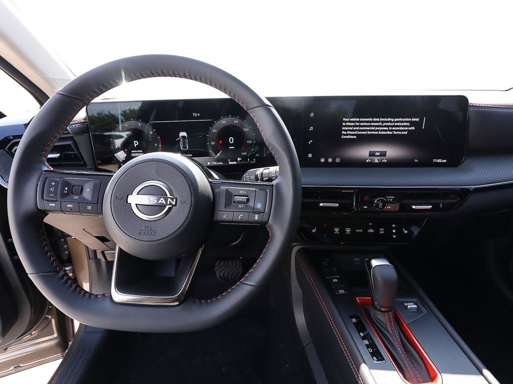 New 2026 Nissan Kicks SR w/ Cold Weather Package AWD/4WD image 12