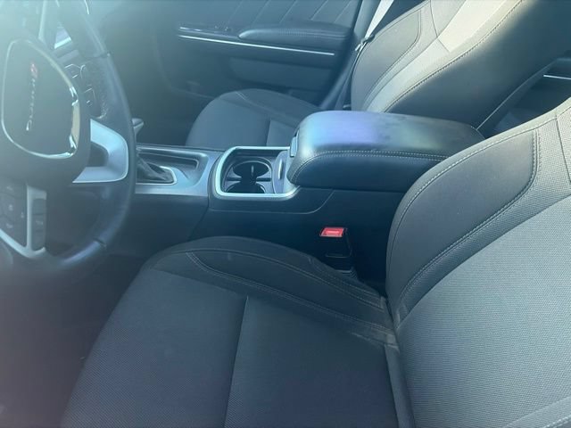 Used 2016 Dodge Charger R/T w/ Navigation & Travel Group RWD image 14