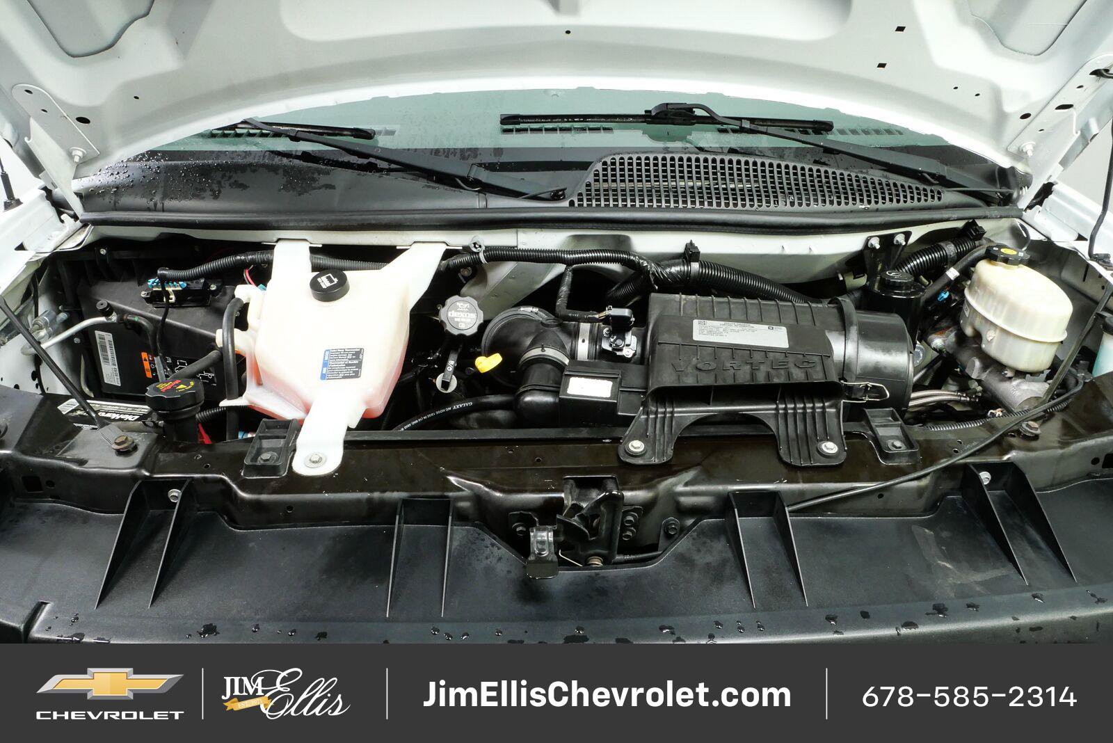 Used 2017 GMC Savana 2500 RWD image 27