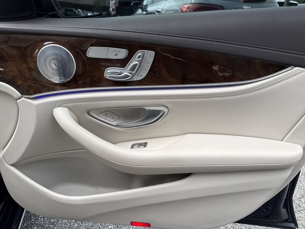 Used 2017 Mercedes-Benz E 300 image 14
