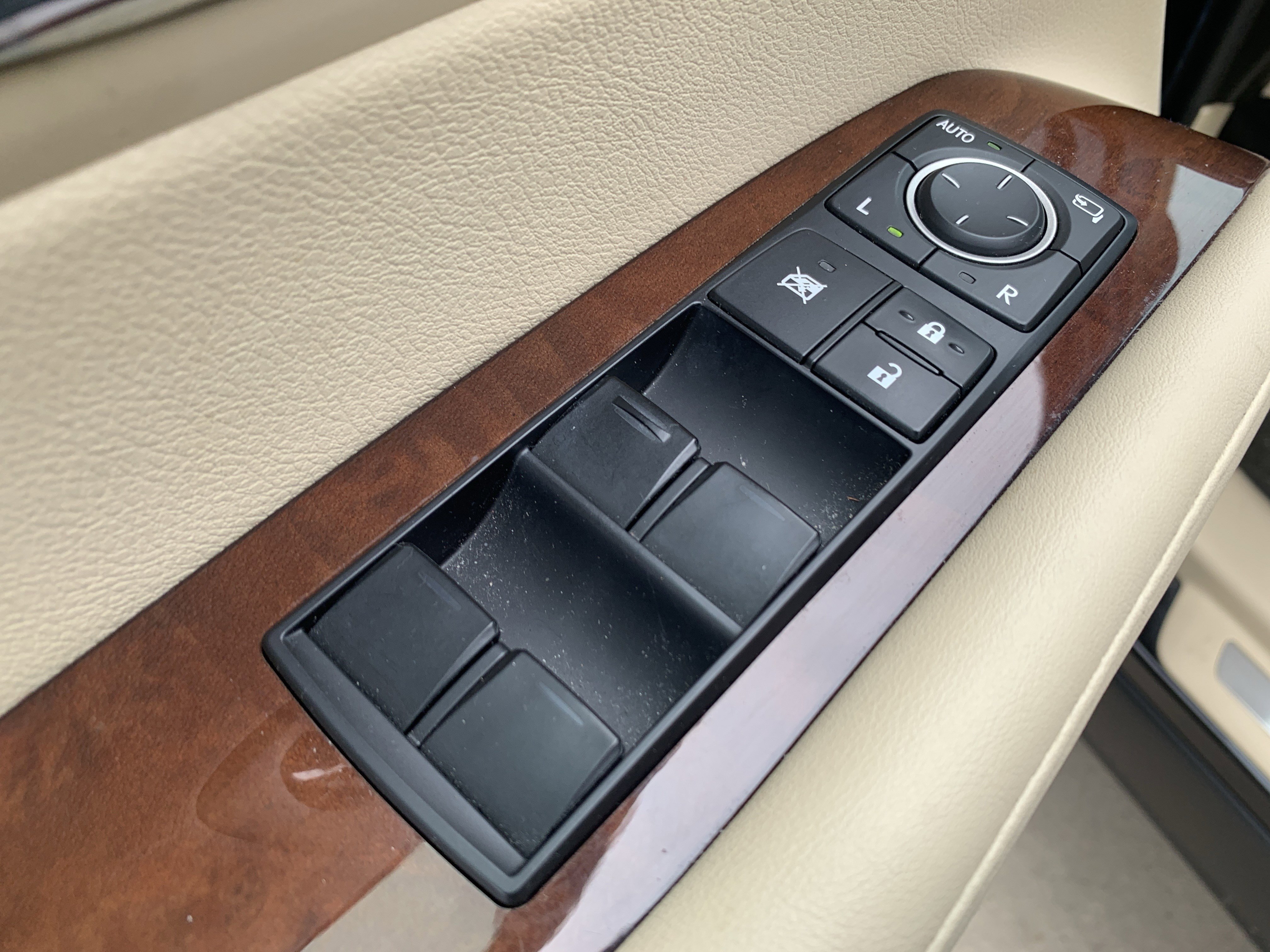 Used 2013 Lexus RX 350 AWD w/ Navigation Pkg image 15