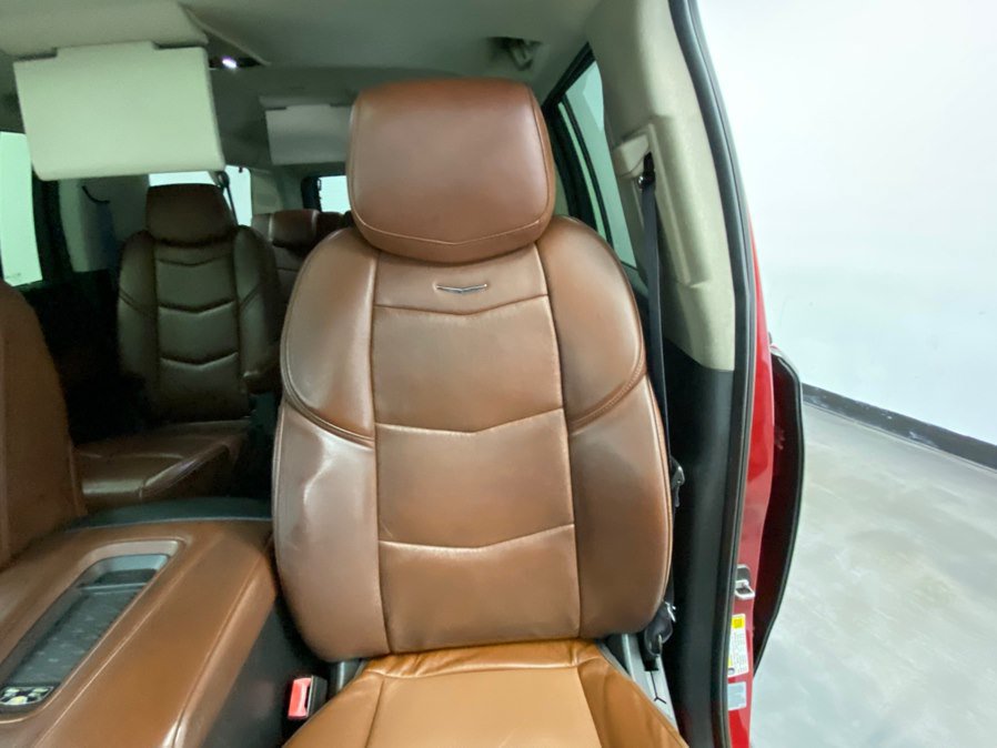Used 2015 Cadillac Escalade ESV Premium AWD/4WD image 22
