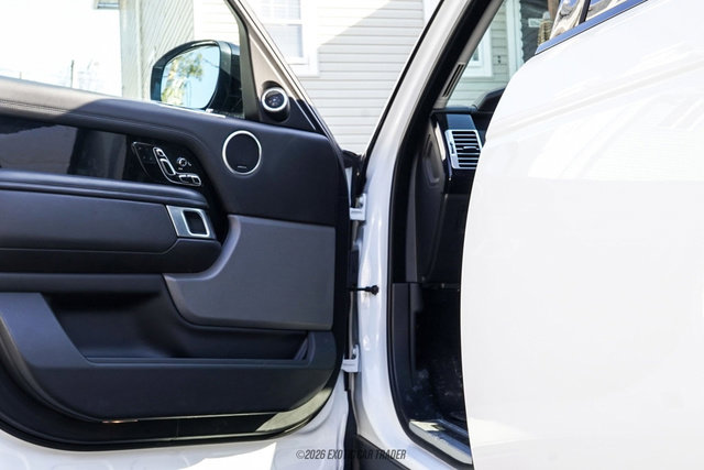 Used 2020 Land Rover Range Rover Long Wheelbase HSE image 23