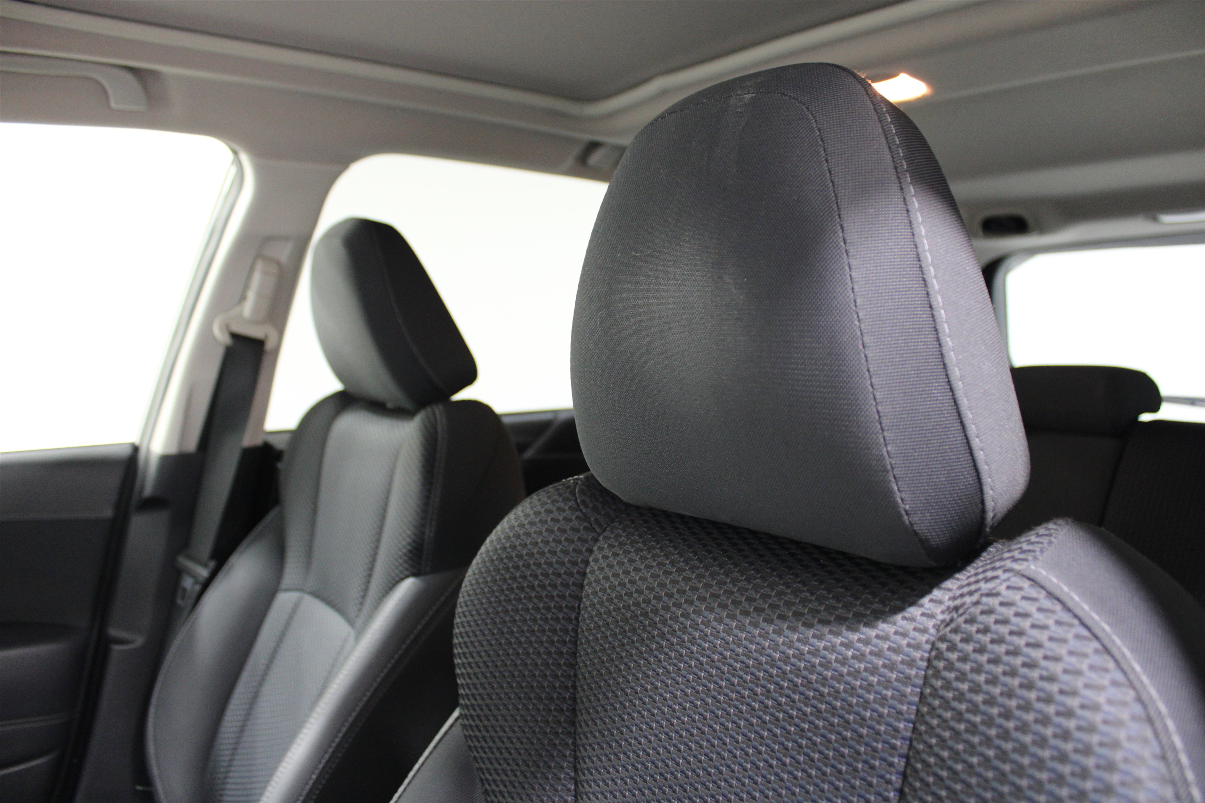 Used 2019 Subaru Forester Premium AWD/4WD image 5