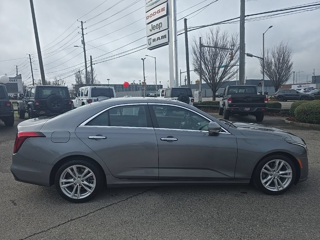Used 2022 Cadillac CT4 Luxury w/ Cold Weather Package RWD image 2